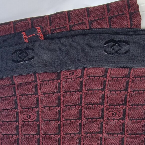 CHANEL Tights Size 2 New Bordeaux & Black CC logos - Picture 6 of 8